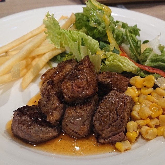 肉料理専門バル Voler 心斎橋 ダイニングバー 食べログ