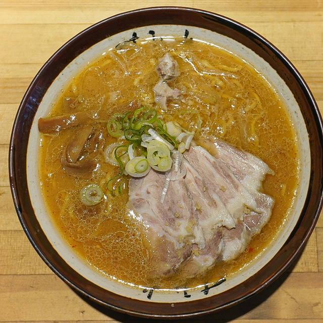 すみれ 横浜店 - 桜木町（ラーメン）の写真（食べログが提供するog:image）