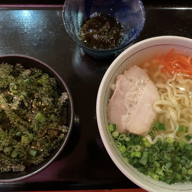 おすすめ13選 東京都内で沖縄料理を食べるならココ Dayse