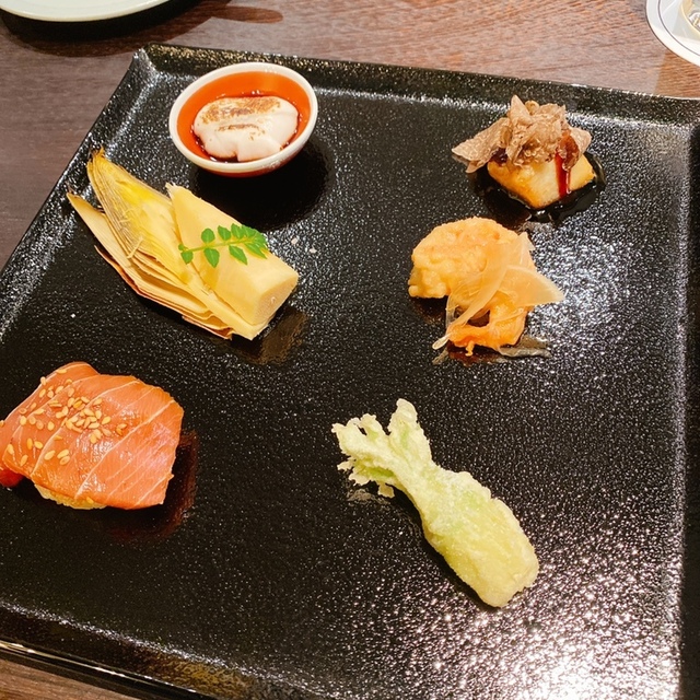 レストラン ヤマウチ ギンザ（RESTAURANT YAMAUCHI GINZA） - 銀座（フレンチ）の写真（食べログが提供するog:image）