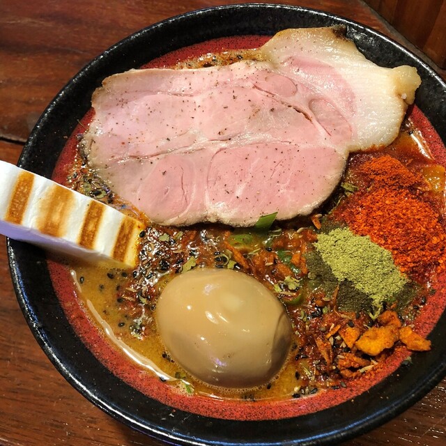 麺屋 女王蜂 - 池田（ラーメン）の写真（食べログが提供するog:image）