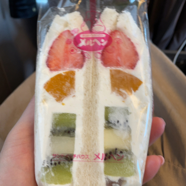 サンドイッチハウス メルヘン 大丸東京店 東京 サンドイッチ 食べログ