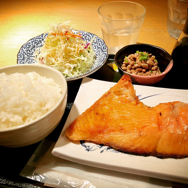 やっぱりおいしいごはんが一番 やっぱりおいしいごはんがいちんばん 北参道 定食 食堂 食べログ