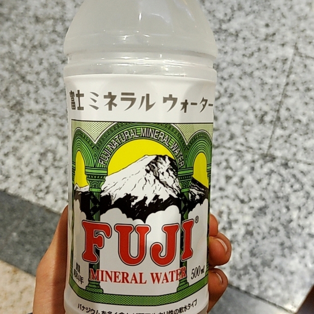 スターバックスコーヒー エキマルシェ新大阪店 Starbucks Coffee 新大阪 カフェ 食べログ