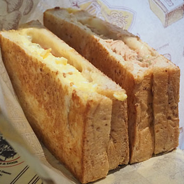 ニューヨーク デリ 東京ディズニーシー ステーション サンドイッチ 食べログ