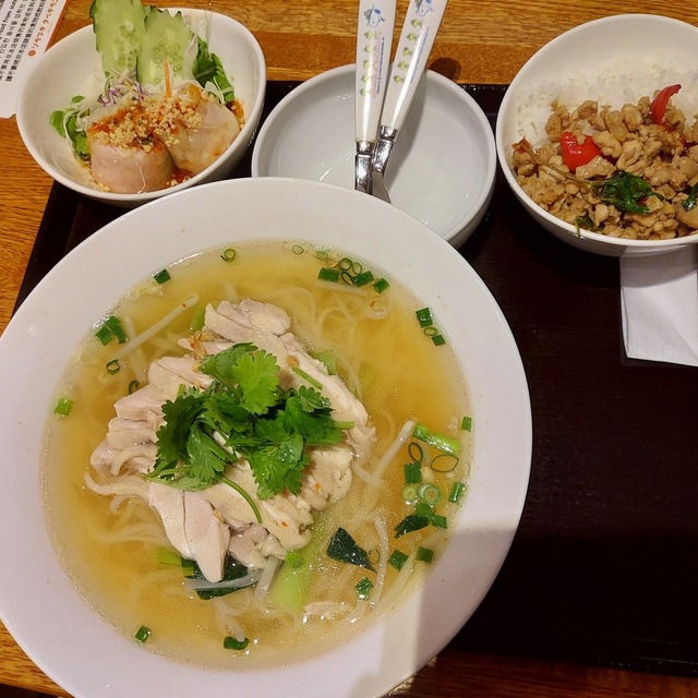 ジャスミンタイ エクスプレス 東京ソラマチ店 Jasmine Thai Express とうきょうスカイツリー タイ料理 食べログ