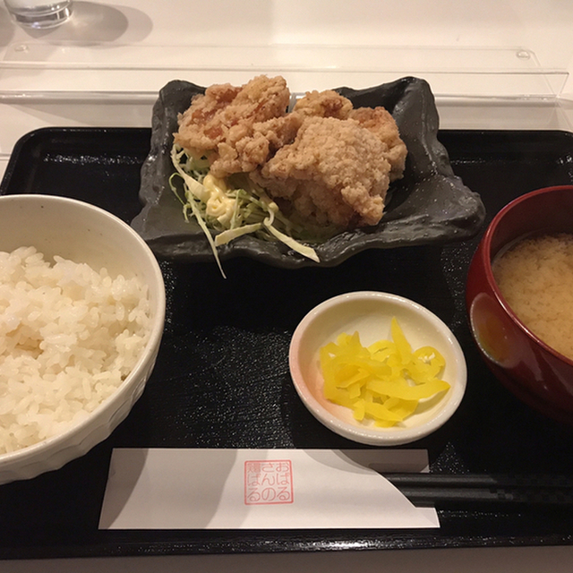 おばるさんの鶏ばる - 池田(からあげ)の写真(食べログが提供するog:image)