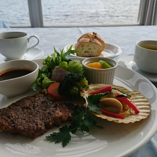 ベイサイドレストランカフェ モア（BaySide Resutaurant Cafe Moi） - 横須賀市その他（フレンチ）の写真（食べログが提供するog:image）