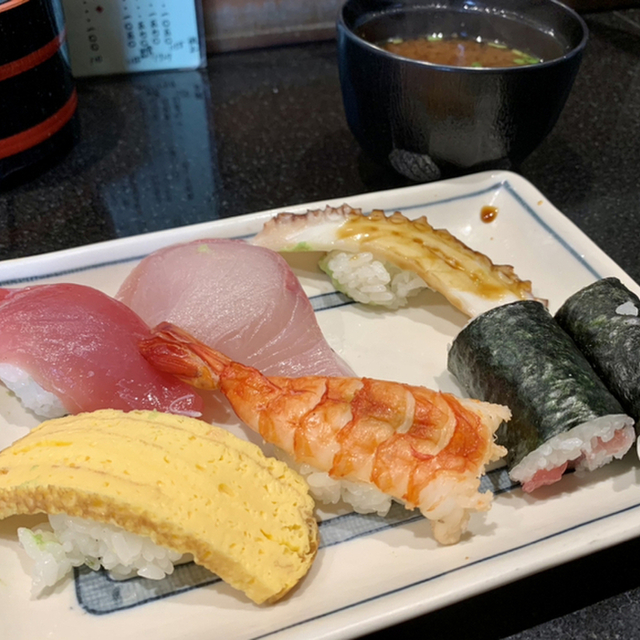 源八寿し(げんぱちずし) - 新開地(寿司)の写真(食べログが提供するog:image)