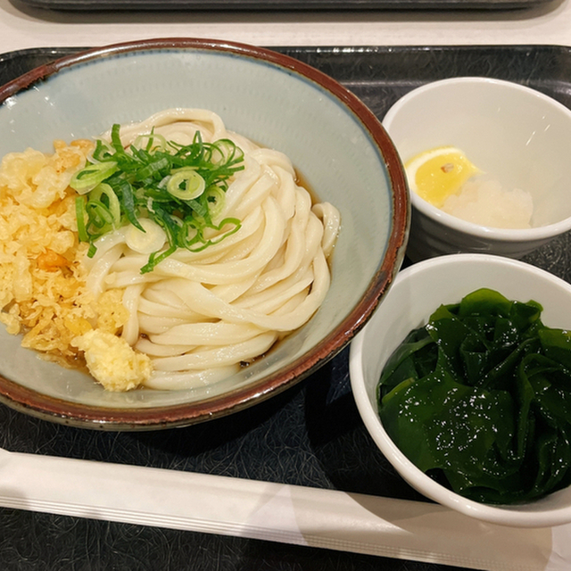 よつばの香 - リゾートゲートウェイ・ステーション（うどん）の写真（食べログが提供するog:image）