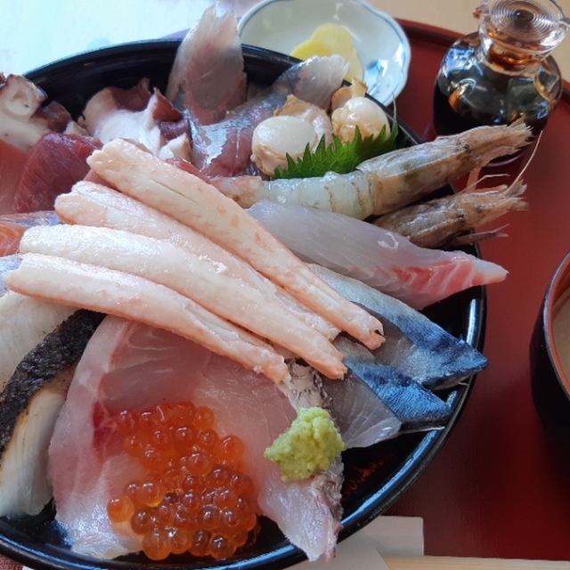鳥取砂丘の豪華海鮮丼 鯛喜 ゆうファミリーの瀬戸内直島生活を楽しむ 育児記録