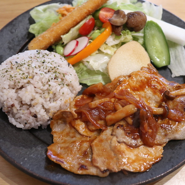 ひげのcafe 笠間 カフェ 食べログ