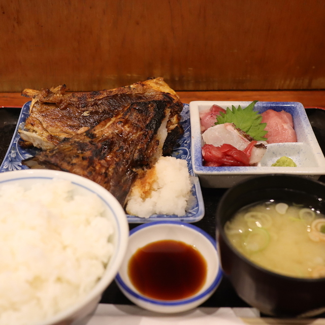 備長炭火焼 じげ 築地店 （びんちょうすみびやきじげ） - 築地（魚介料理・海鮮料理）の写真（食べログが提供するog:image）