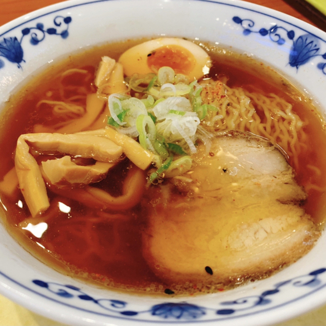 飛騨高山らーめん吉田屋 土岐プレミアムアウトレット店 土岐市 ラーメン 食べログ