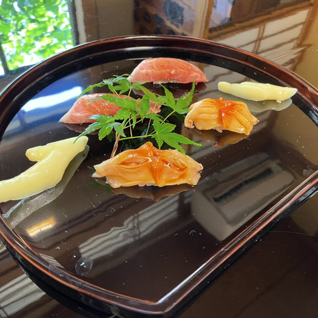 陸女鮨 - 黒松（寿司）の写真（食べログが提供するog:image）