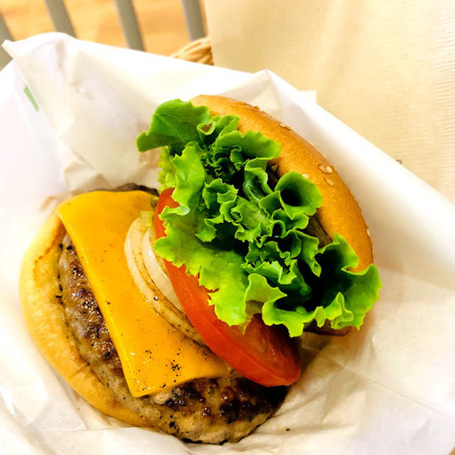 フレッシュネスバーガー 代々木八幡店（FRESHNESS BURGER） - 代々木八幡（ハンバーガー）の写真（食べログが提供するog:image）
