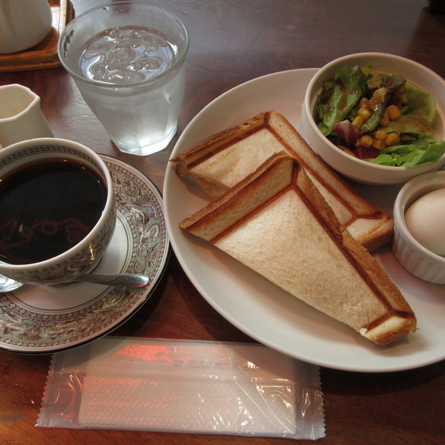 フライング スコッツマン 大街道店 Flying Scotsman 大街道 喫茶店 食べログ フライング スコッツマン 大街道店 Flying Scotsman 大街道 喫茶店 食べログ