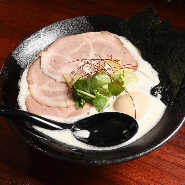 麺屋 綴 - 金町(ラーメン)の写真(食べログが提供するog:image)