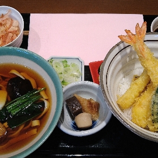 宮きしめん 伊兵衛 - 西高蔵（そば・うどん・麺類（その他））の写真（食べログが提供するog:image）