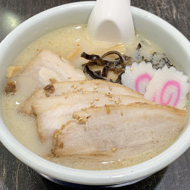 らーめん山頭火 旭川ラーメン村店（さんとうか） - 南永山（ラーメン）の写真（食べログが提供するog:image）