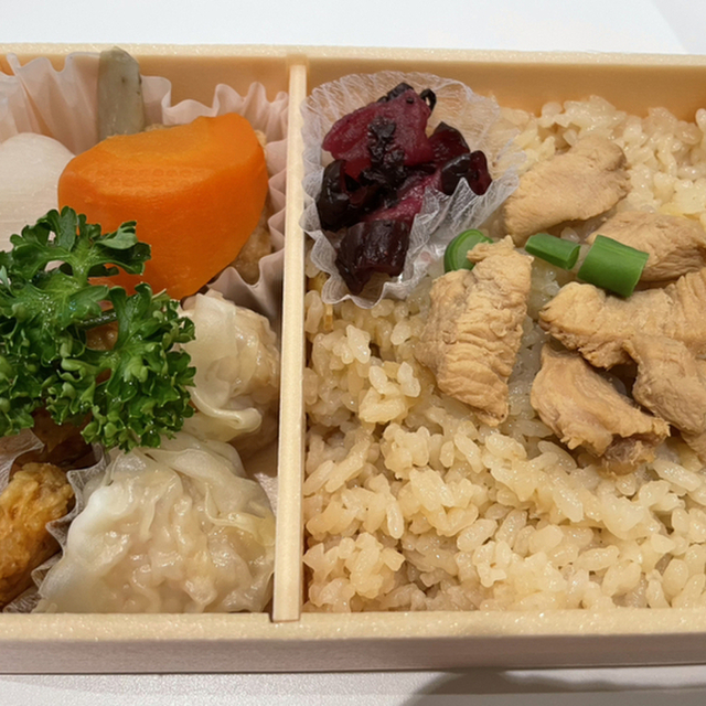 鳥 上野 守よし - 根津（弁当）の写真（食べログが提供するog:image）