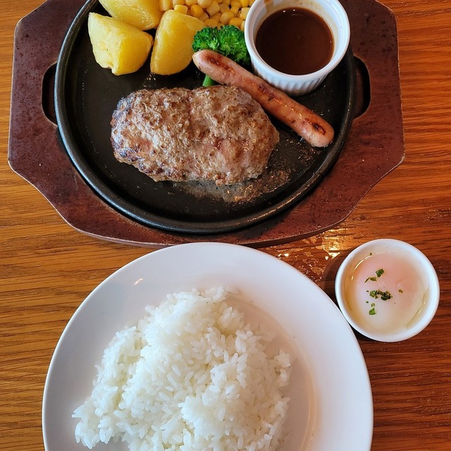 エアポートグリル＆バール - 羽田空港第２ターミナル（東京モノレール）（洋食）の写真（食べログが提供するog:image）