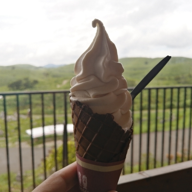 ミネ 秋吉台ジオパークセンター カルスター Mine 秋吉台ジオパークセンター Karstar 美祢市その他 カフェ 食べログ