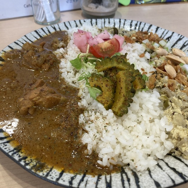 カフェ&スパイス リズモ（Cafe&Spice リズモ） - 近鉄八尾（カレー（その他））の写真（食べログが提供するog:image）