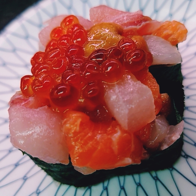 市場寿し（いちばずし） - 那珂湊（回転寿司）の写真（食べログが提供するog:image）