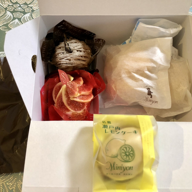 ミニヨン Miniyon 広島 ケーキ 食べログ ミニヨン Miniyon 広島 ケーキ 食べログ