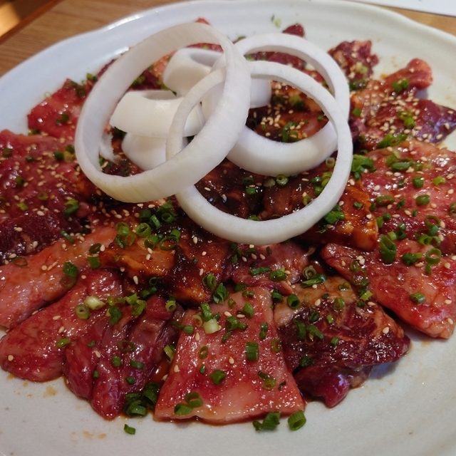 焼肉どらごん (赤坂/焼肉)