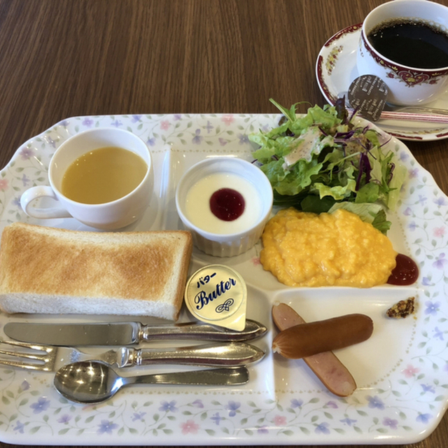 Cafe Restaurant グルメ有楽 尾張一宮 喫茶店 食べログ