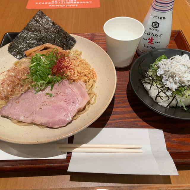 七だし屋 - 羽田空港第１ターミナル（東京モノレール）（ラーメン）の写真（食べログが提供するog:image）