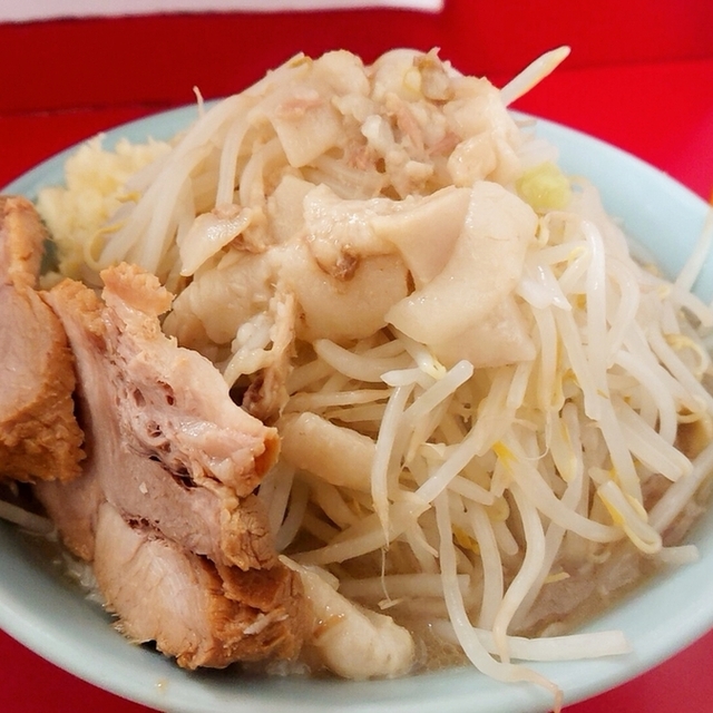 ラーメン二郎 新宿歌舞伎町店 - 西武新宿（ラーメン）の写真（食べログが提供するog:image）