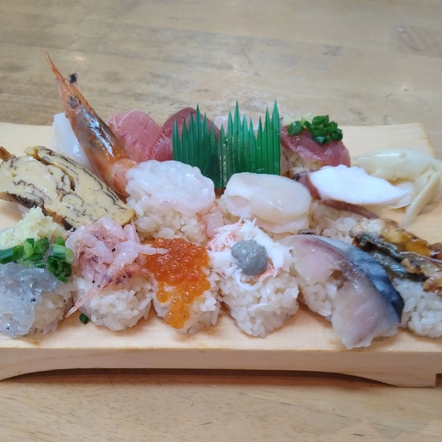 21年版 焼津のレストラン15選 カップルのデートや記念日にもおすすめ 全国出張グルメライターが徹底ガイド 海鮮丼 とんかつ 懐石 カフェ飯など ページ 2 4 アニーお祝い体験マガジン By ギフトモール