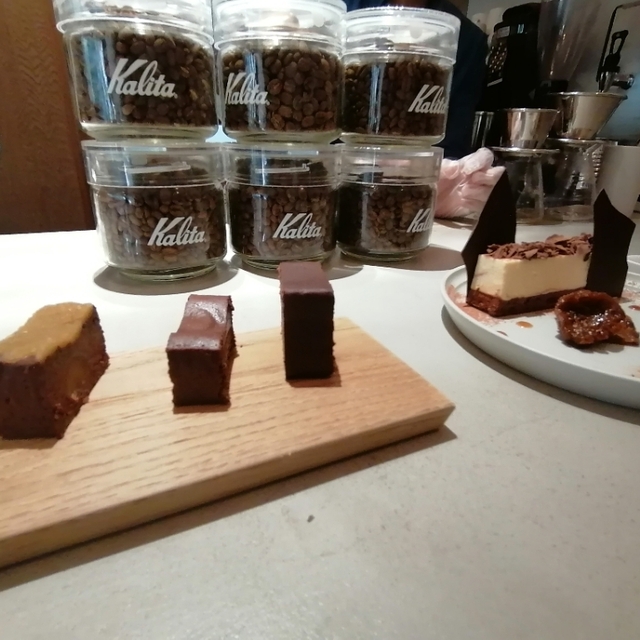 ミニマル ザ ベイキング 代々木上原店 Minimal The Baking 代々木上原 チョコレート 食べログ