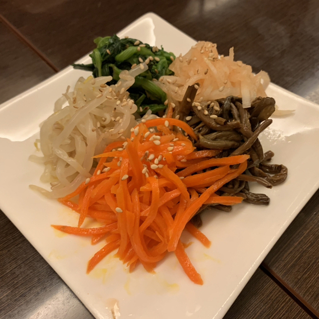 草場(クサバ) - 錦糸町(韓国料理)の写真(食べログが提供するog:image)