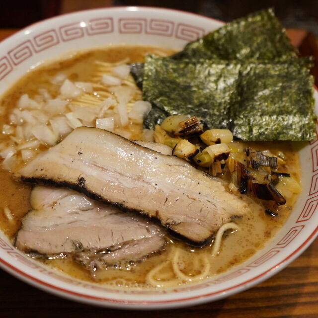 炭火焼濃厚中華そば 奥倫道 - 大門（ラーメン）の写真（食べログが提供するog:image）