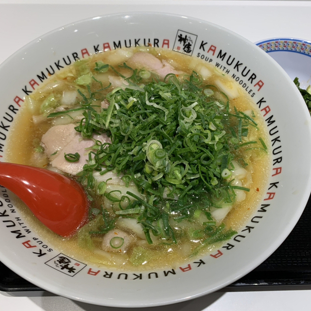 どうとんぼり 神座 大阪国際空港店（カムクラ） - 大阪空港（ラーメン）の写真（食べログが提供するog:image）