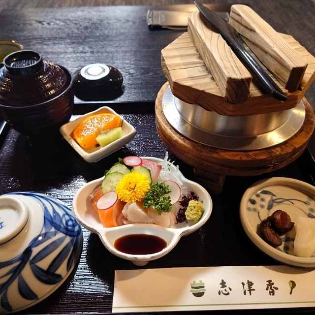 志津香 大宮店 - 新大宮（釜飯）の写真（食べログが提供するog:image）