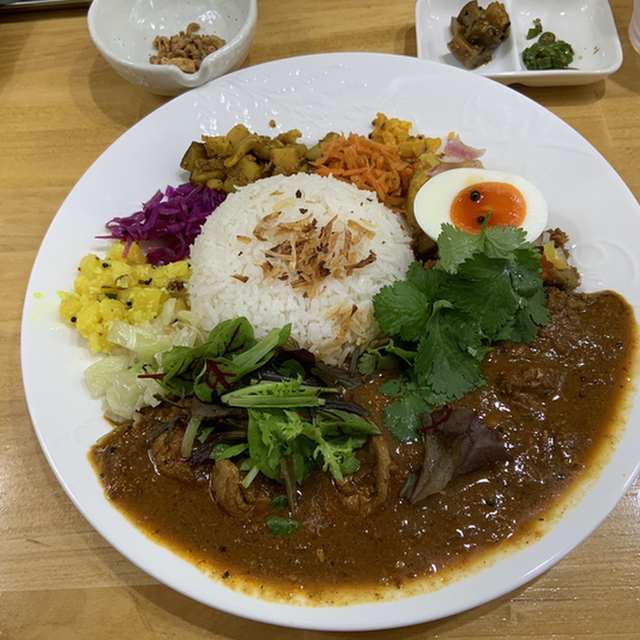 スパイスカレー ボックス!  (薬院大通/カレー)