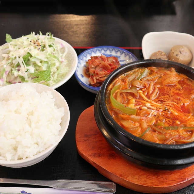 アジメ食堂 - 荒川沖(韓国料理)の写真(食べログが提供するog:image)