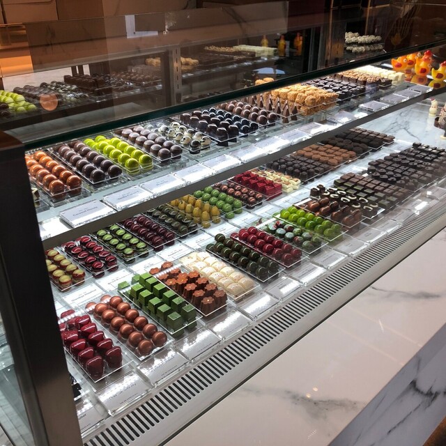 THE RR CHOCOLATE SUDIRMAN ジャカルタ/チョコレート 食べログ