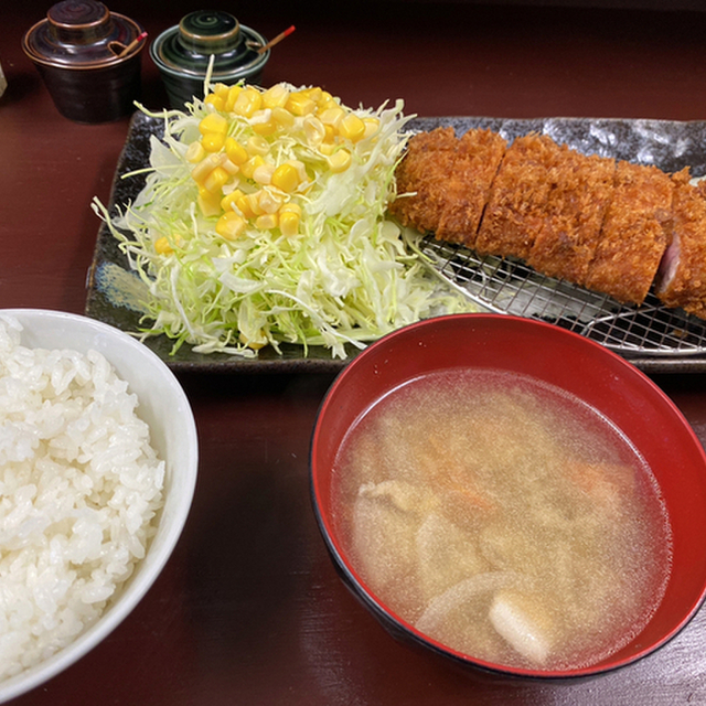 ラードの海で溺れたい - 京急蒲田（とんかつ）の写真（食べログが提供するog:image）