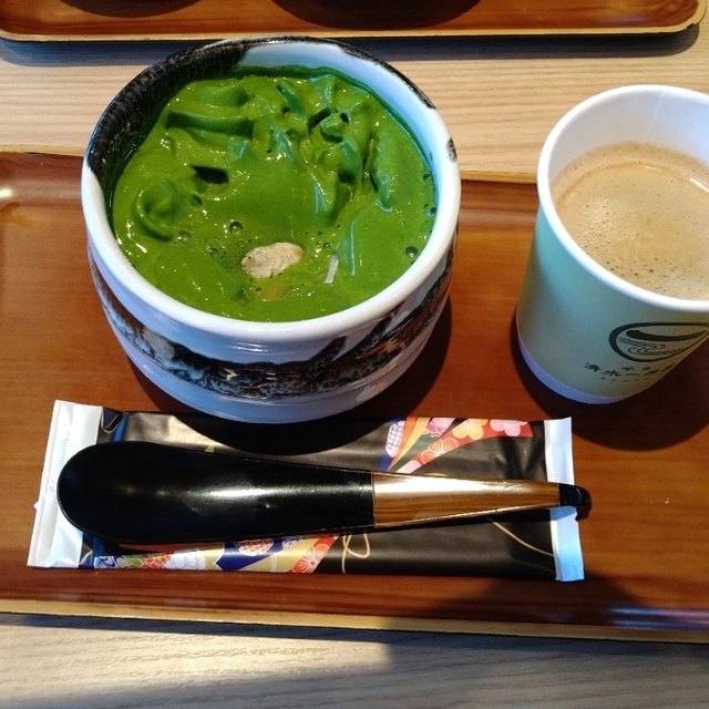 茶匠 清水一芳園 三井アウトレットパーク木更津店の進化系かき氷「特農宇治抹茶エスプーマ氷」は、侮るなかれなクオリティでした 15dd94592513b2c1657fe47263076b28 - 茶匠 清水一芳園 三井アウトレットパーク木更津店の進化系かき氷「特農宇治抹茶エスプーマ氷」は、侮るなかれなクオリティでした