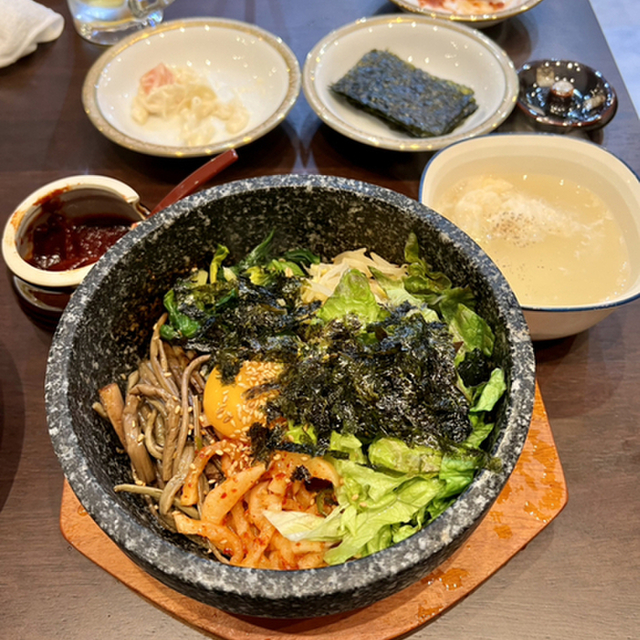 韓国家庭料理 お母さんの味 - 阪東橋（韓国料理）の写真（食べログが提供するog:image）