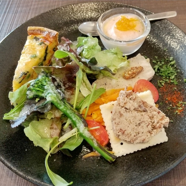 ビストロ・ラ・カシェット（Bistro La Cachette） - 佐古（ビストロ）の写真（食べログが提供するog:image）