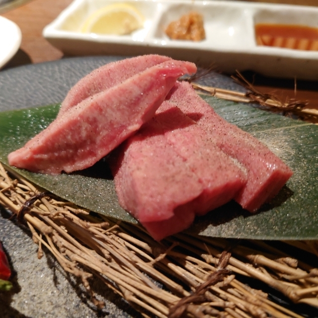 本町肉倶楽部 tongue be（たんべえ） - 堺筋本町（焼肉）の写真（食べログが提供するog:image）