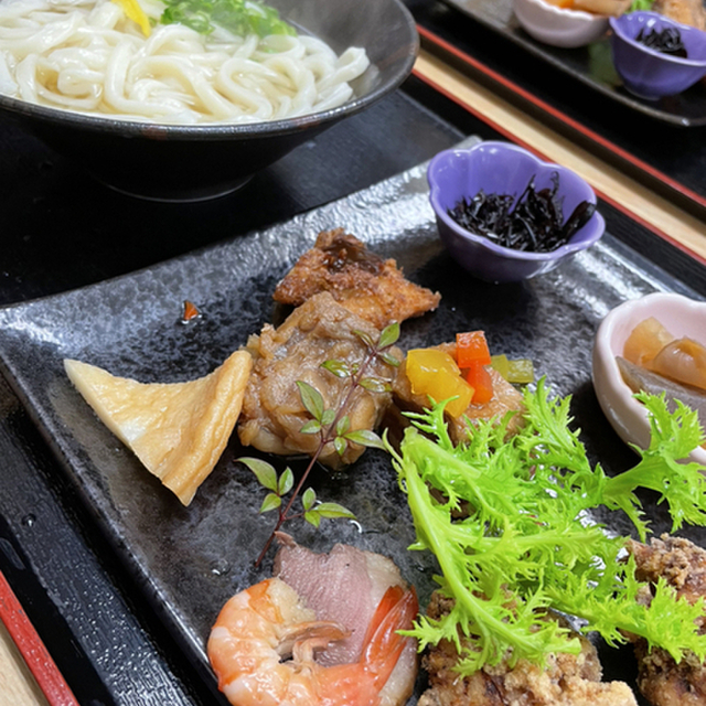 徒然亭（ツレヅレテイ） - 文化の森（和食（その他））の写真（食べログが提供するog:image）