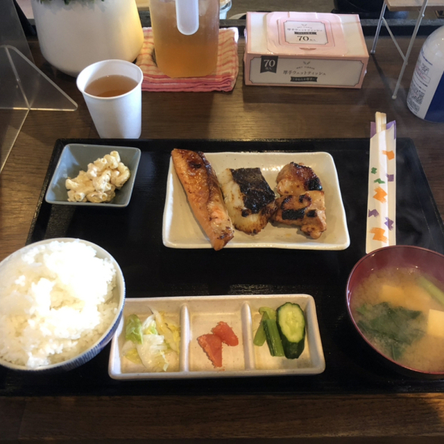 西京漬け専門店 魚き食堂(サイキョウヅケセンモンテン ウオキショクドウ) )~イメージ画像1~